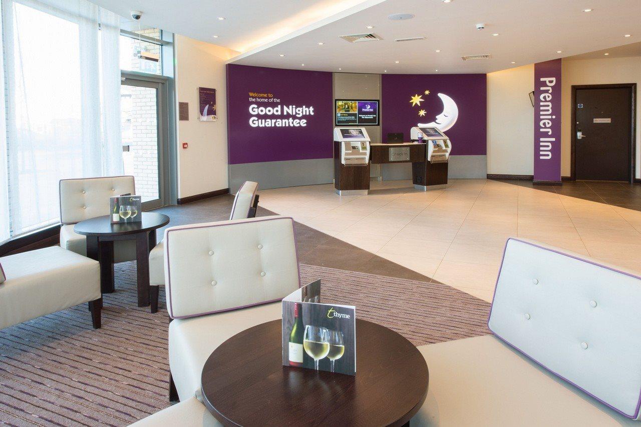 Premier Inn Cambridge City Centre Екстериор снимка