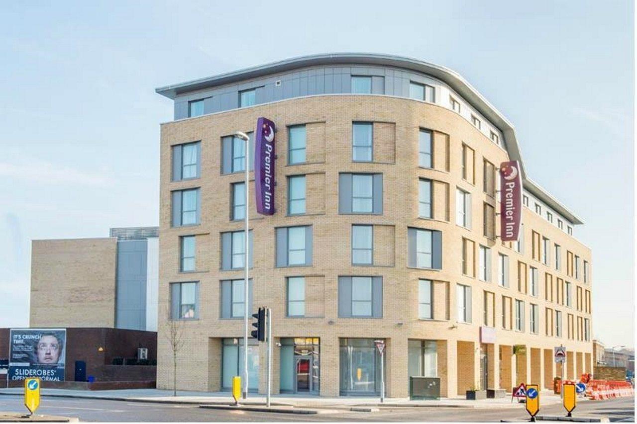 Premier Inn Cambridge City Centre Екстериор снимка
